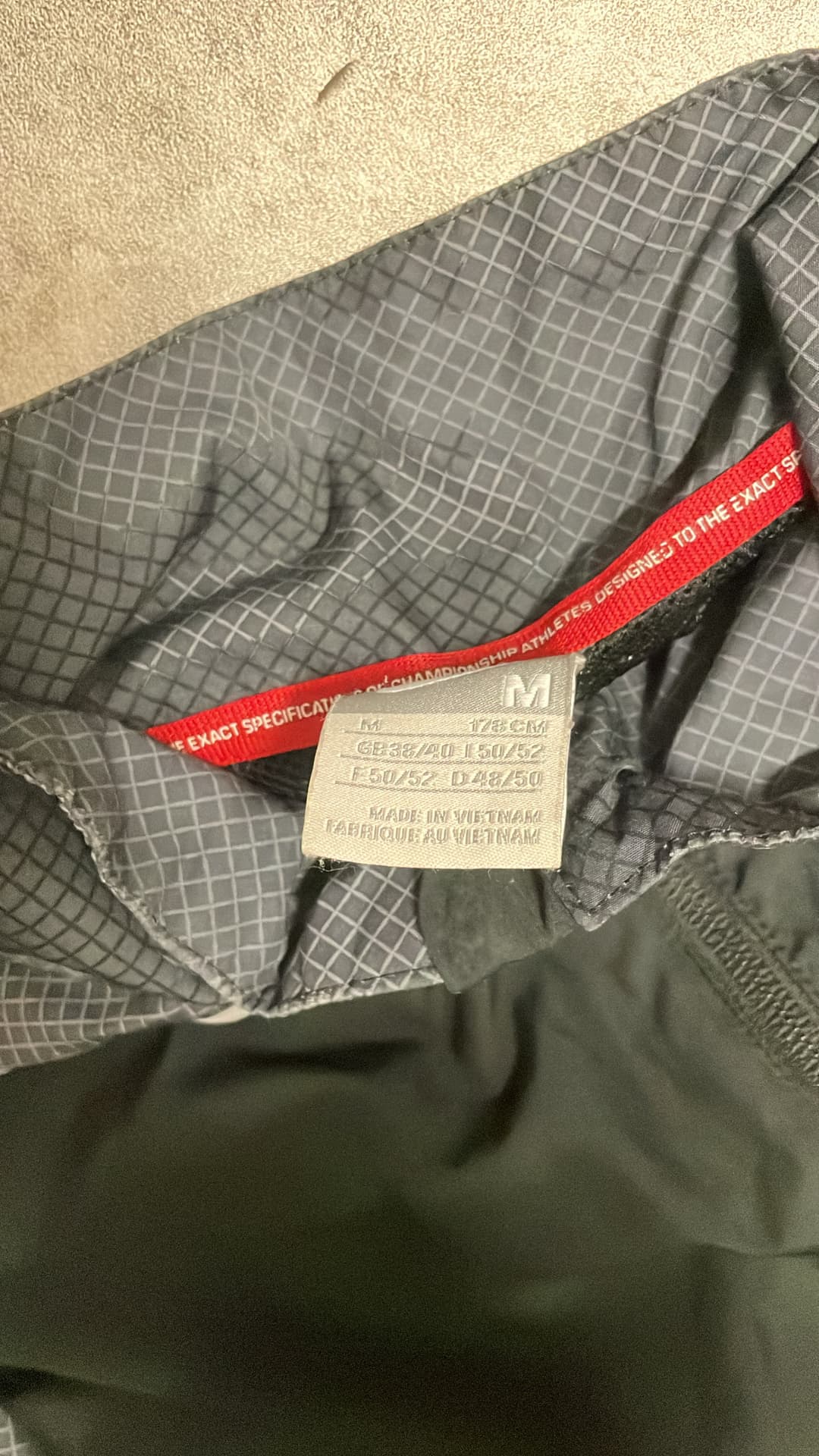 Nike Airmax LTD Trackjacket Black — 5