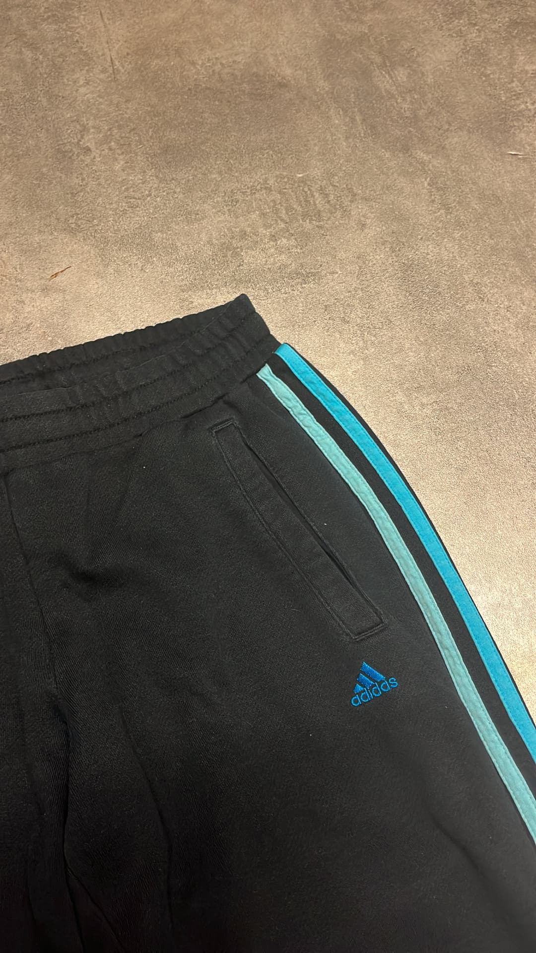 Adidas PE Jogger Black/Blue — 3