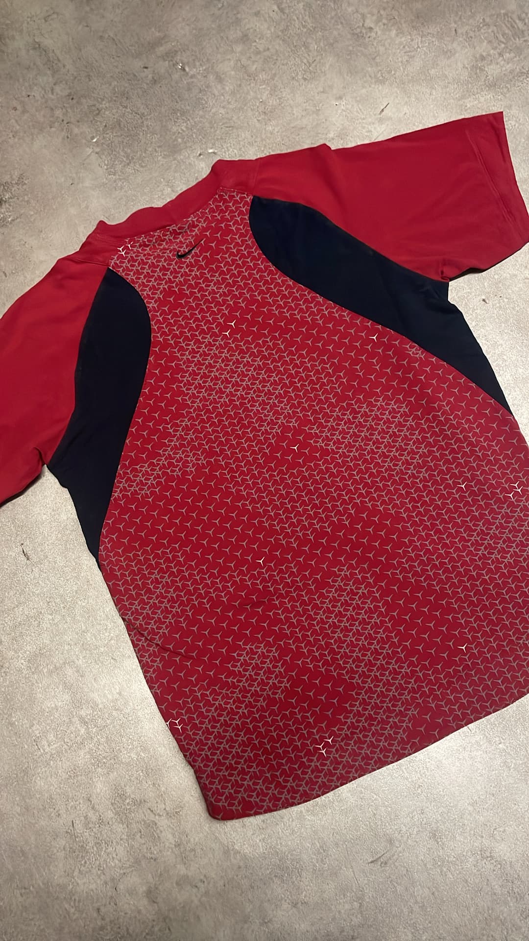 Nike Crowfeet T-Shirt Red — 5