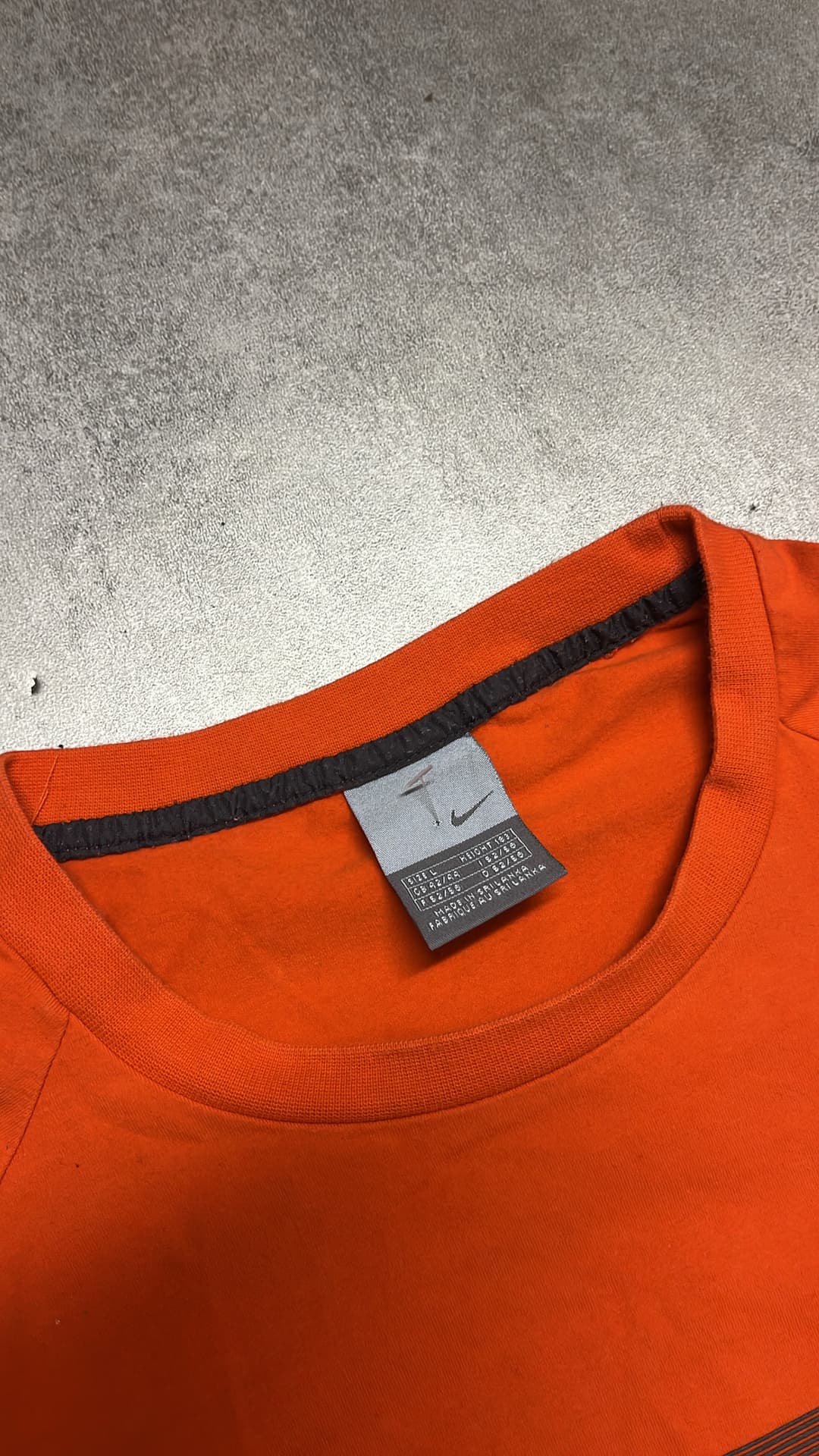 Nike Shox T-Shirt Orange — 5