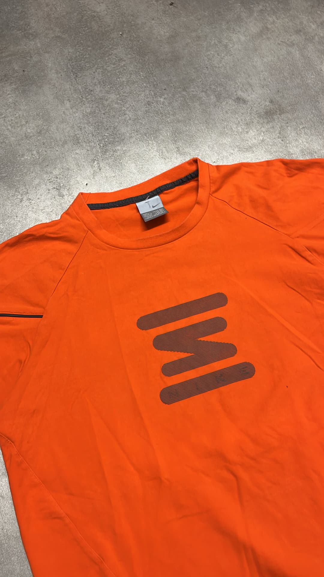 Nike Shox T-Shirt Orange — 3