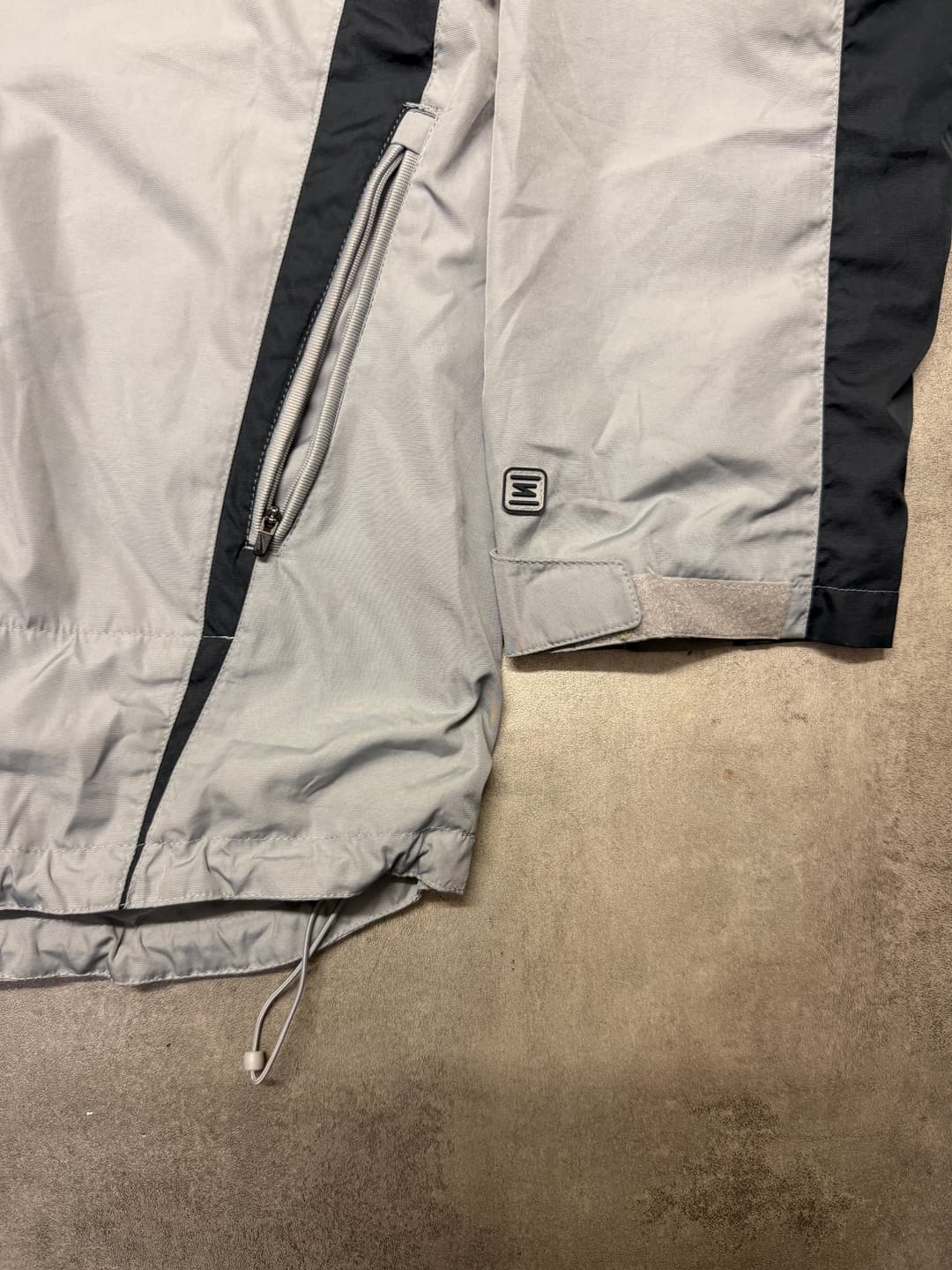 Nike Shox 1/4 Zip Windbreaker Grey — 3