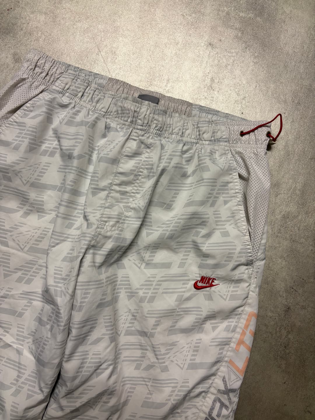 Nike Airmax LTD Shorts White — 2