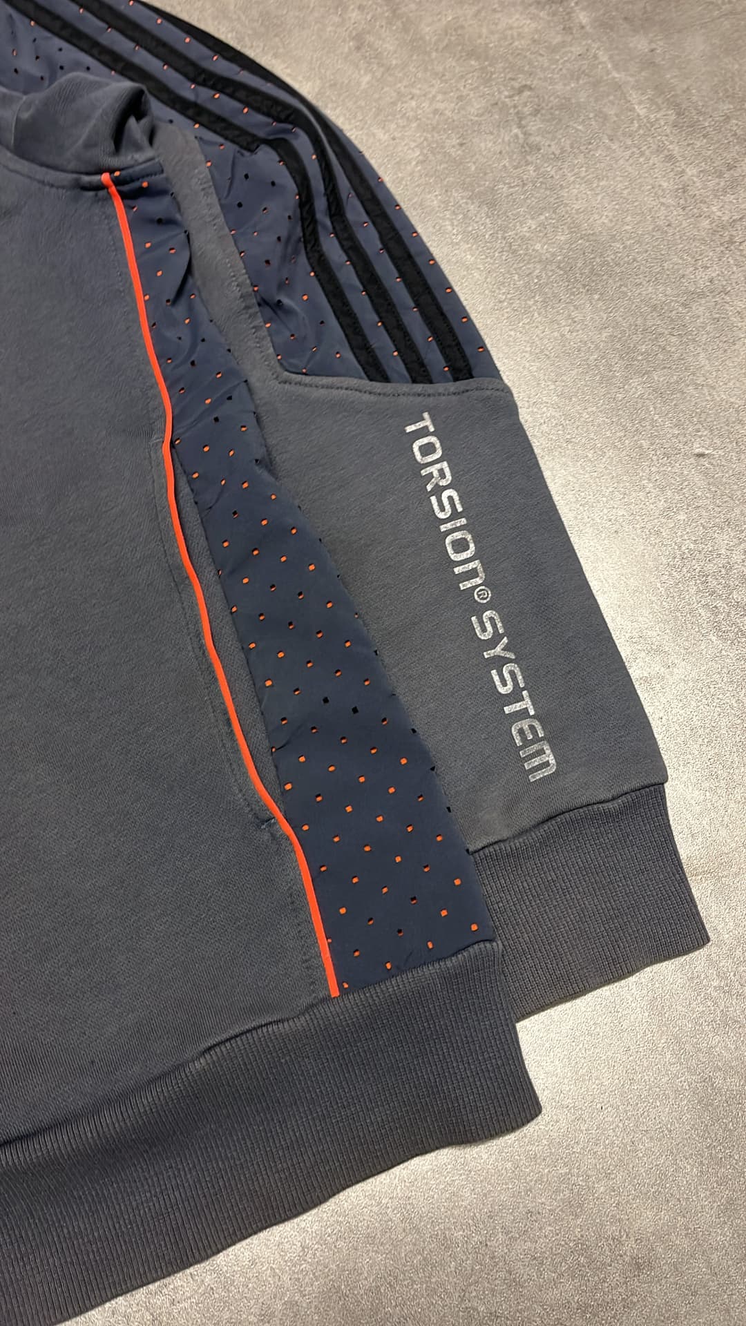 Adidas Torsion System zip up — 3