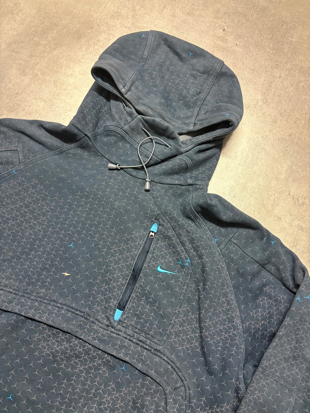 Nike Crowfeet Hoodie Dark-Grey — 2