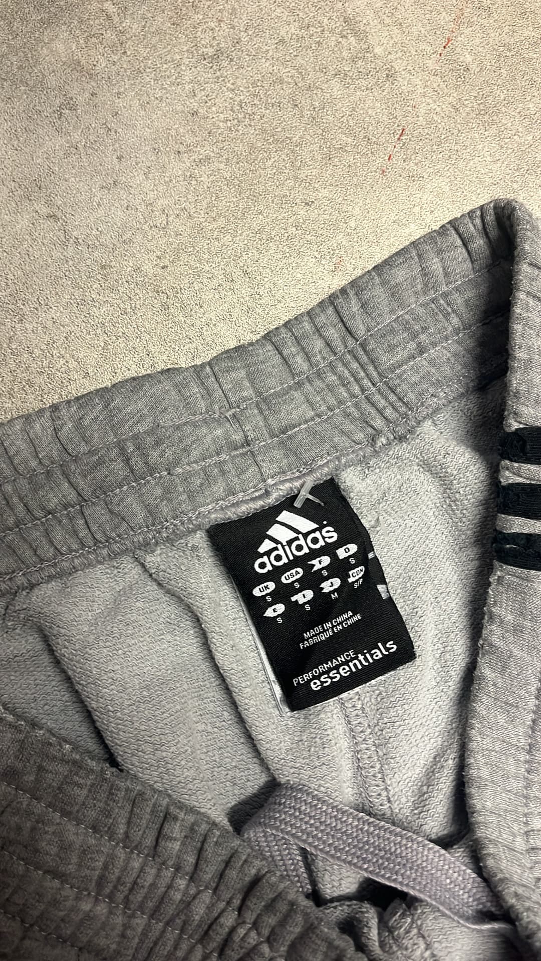 Adidas P-E Jogger Grey — 4