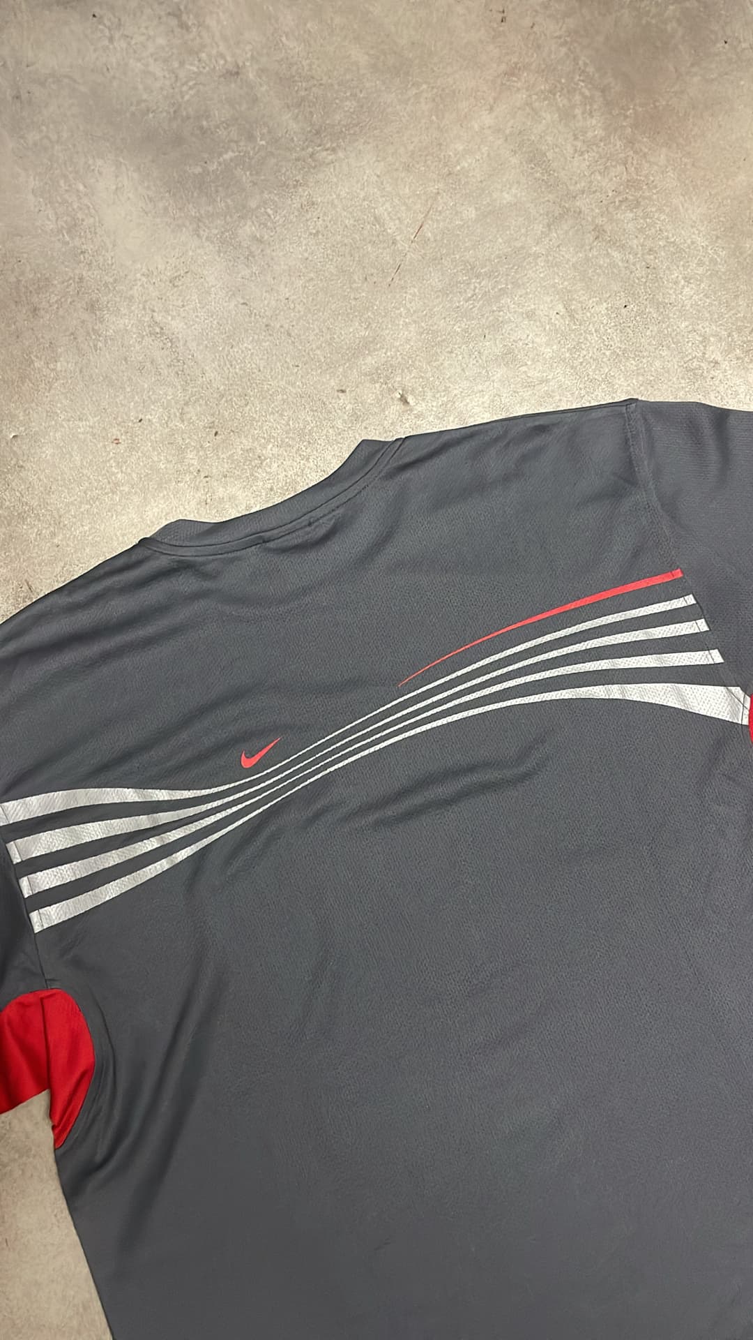 Nike Hex T-Shirt Grey — 5