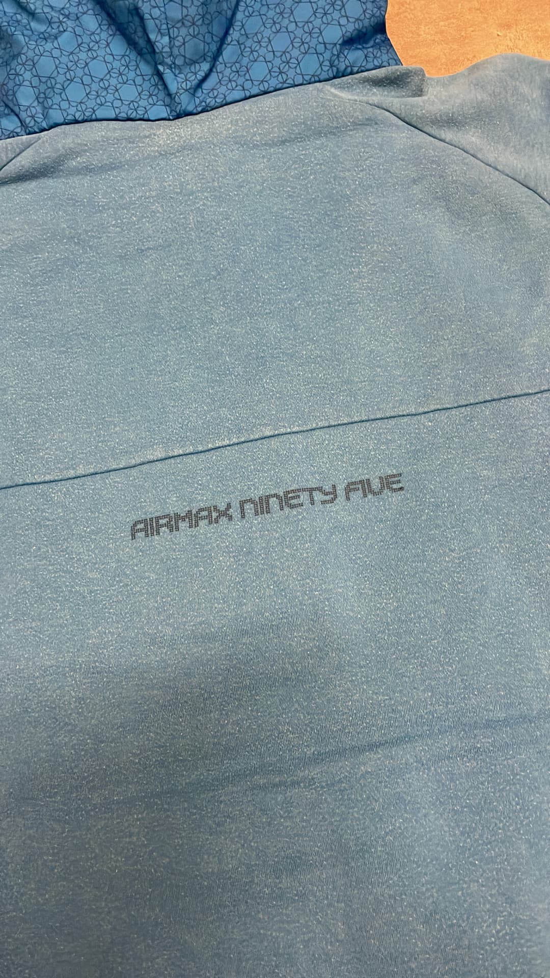 Nike Airmax WIndbreaker — 6
