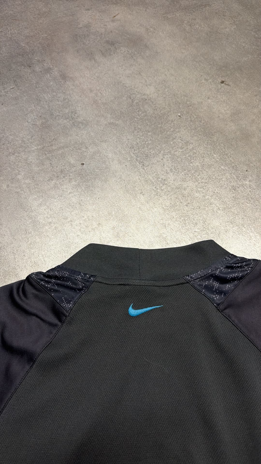 Nike Airmax LTD T-Shirt Black — 5