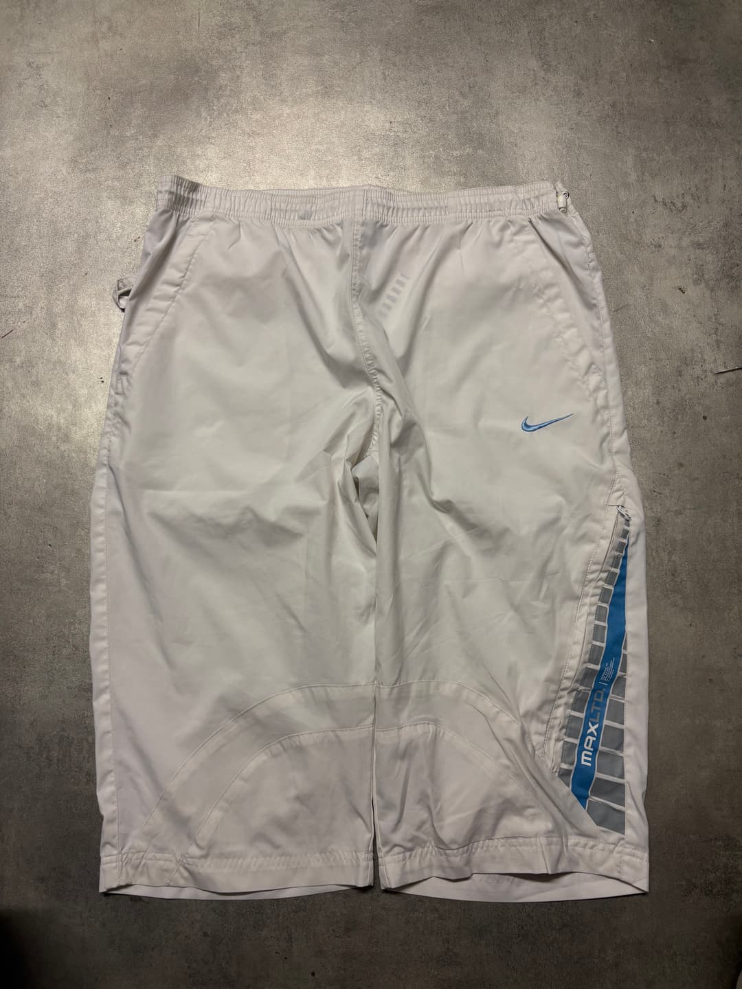 Nike Airmax LTD Shorts White — 1