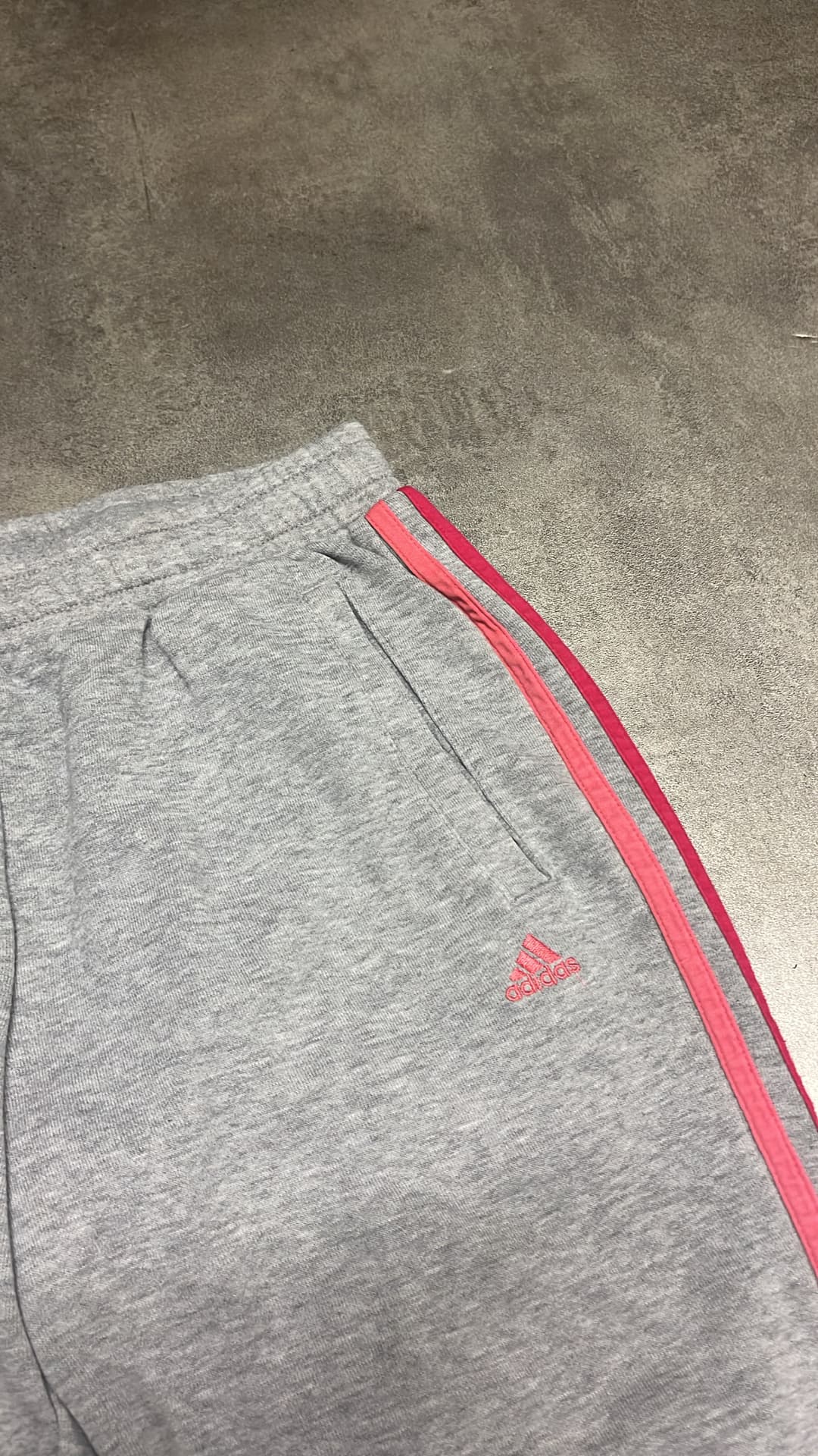 Adidas PE Jogger Grey/Pink — 3