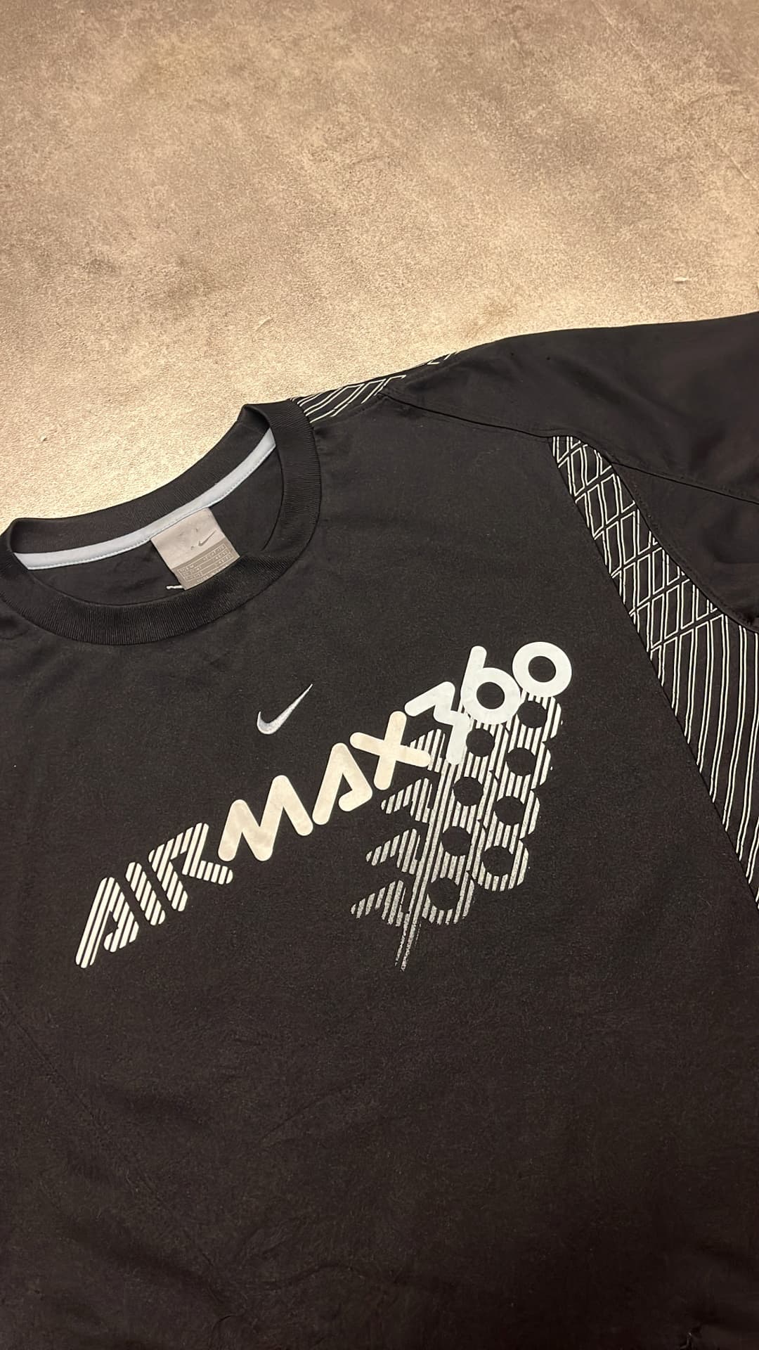 Nike Airmax 360 T-Shirt Black — 3