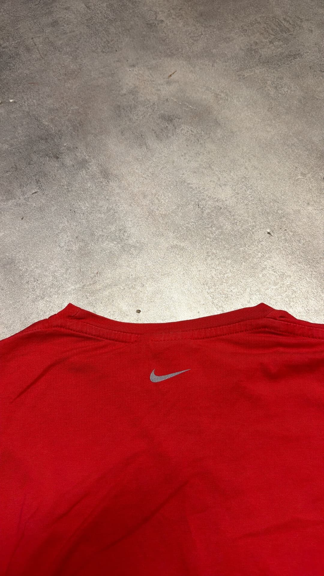 Nike Graphique T-Shirt Red — 5