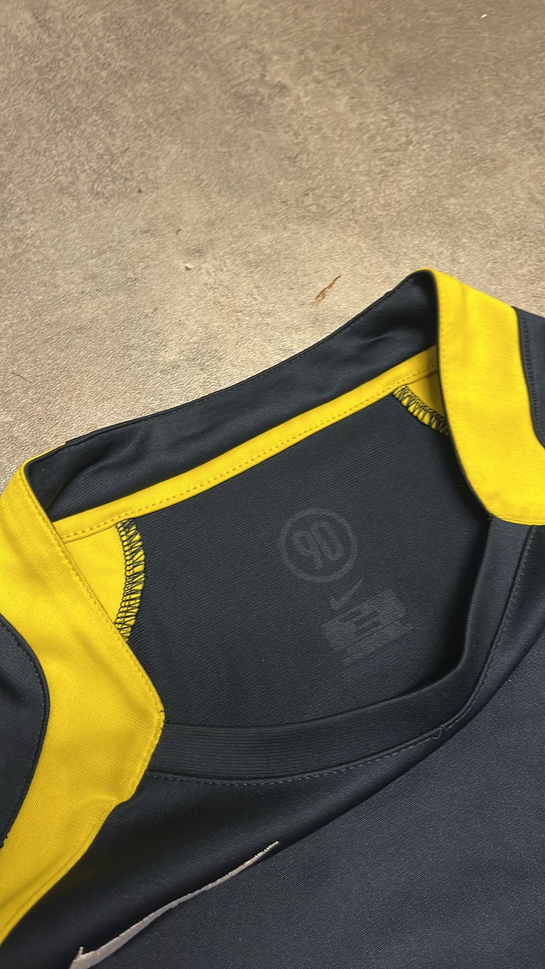 Nike T90 T-Shirt Navy/Yellow — 5