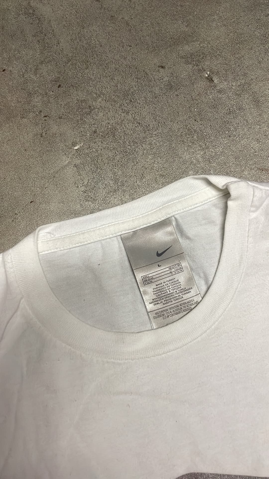 Nike Hex T-Shirt White/Red — 9