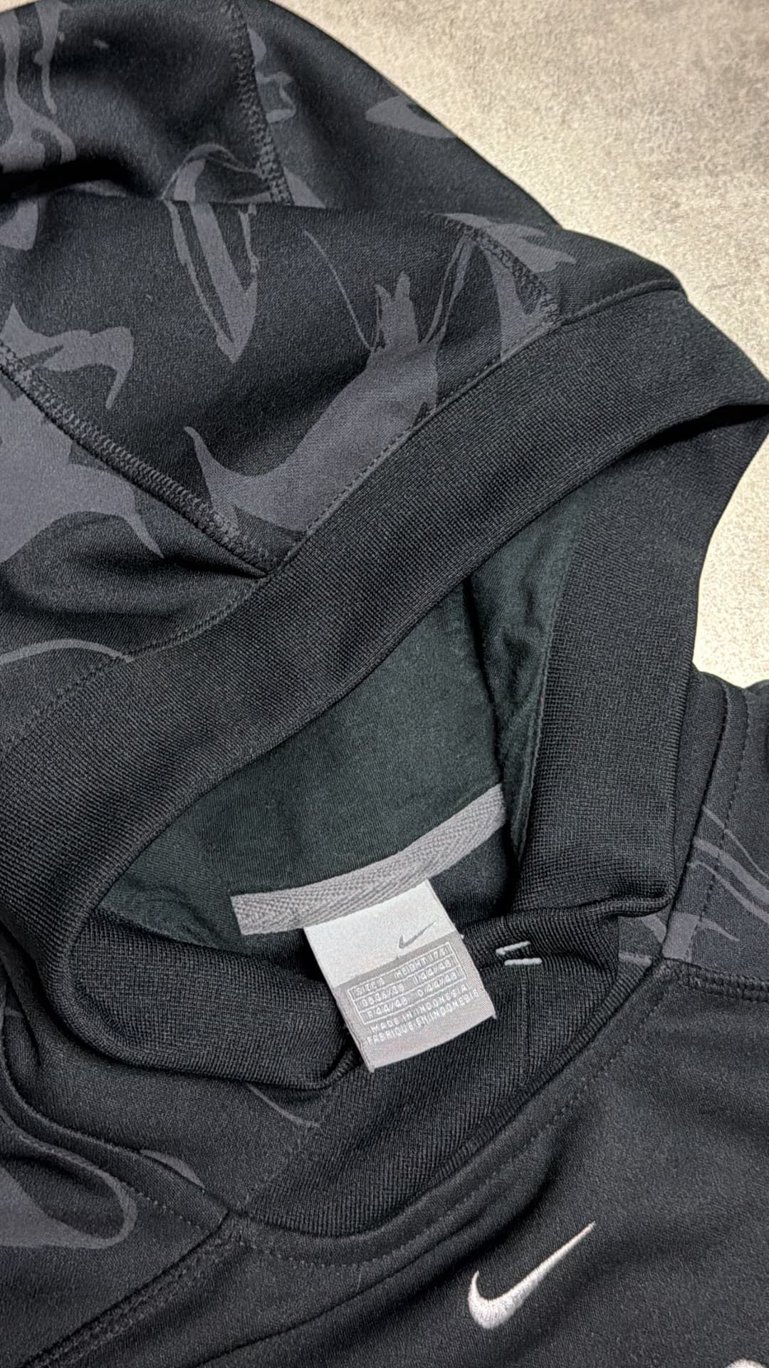 Nike Airmax 360 Hoodie Black — 8