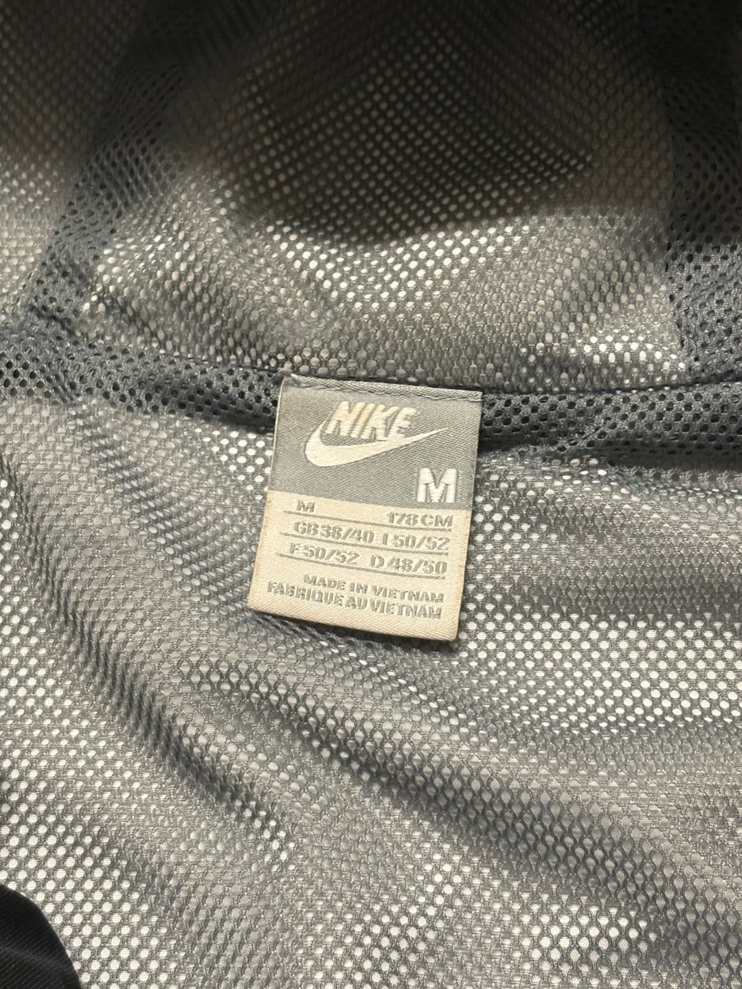 Nike Airmax LTD Windbreaker Black — 6