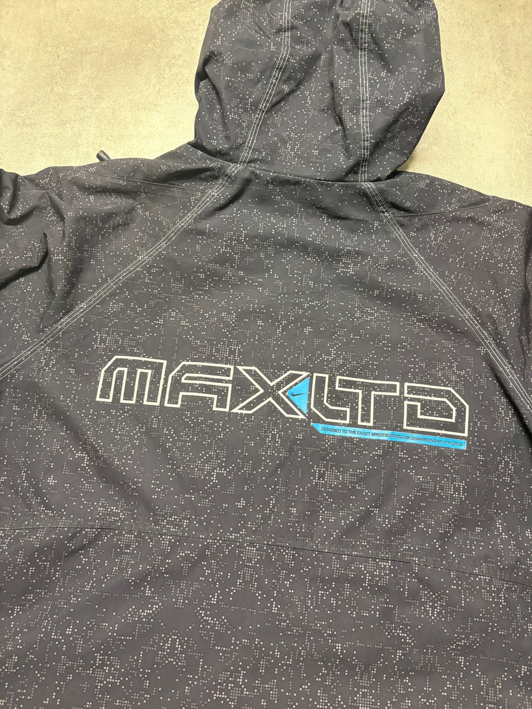 Nike Airmax LTD Windbreaker Black — 5