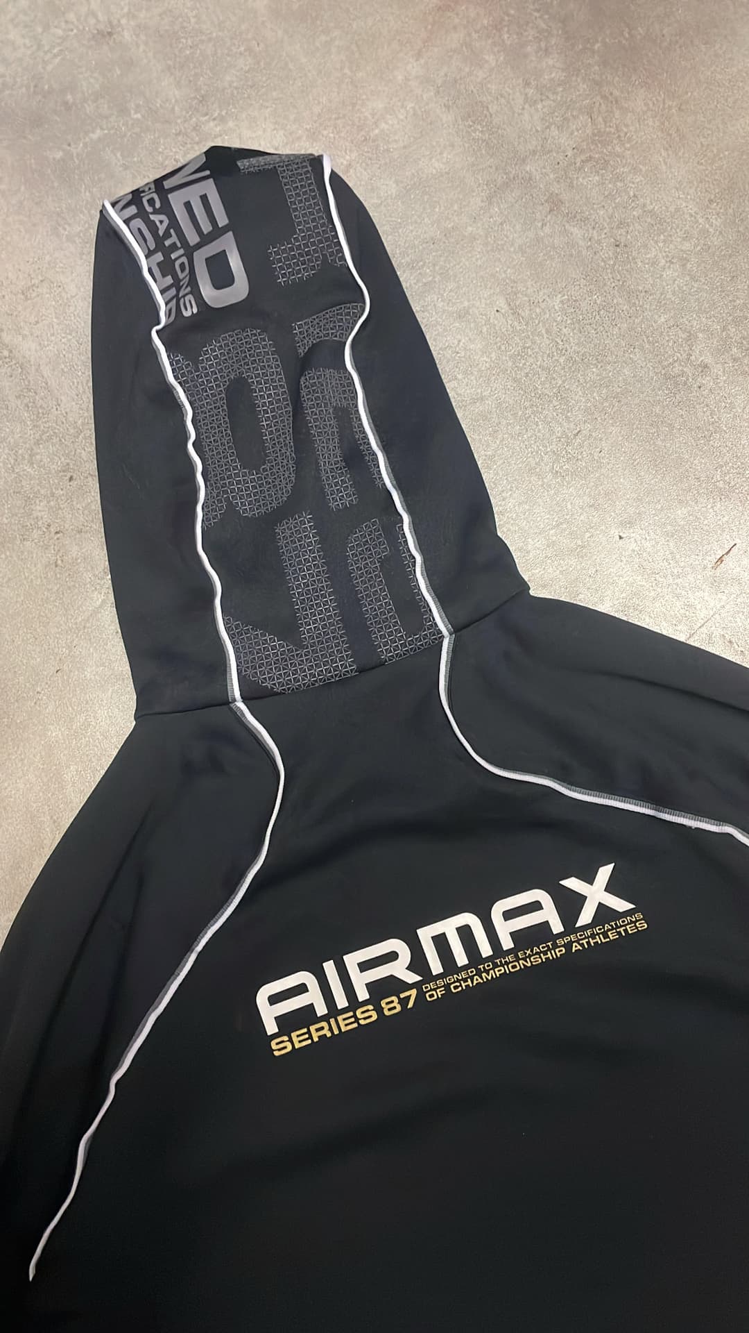 Nike Airmax 87 Zip-Up Black/Gold — 8