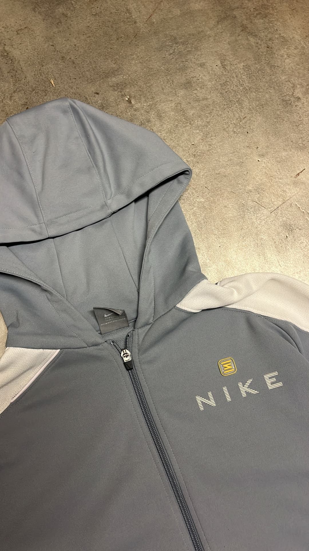 Nike Shox Zip-Up Grey/White — 3