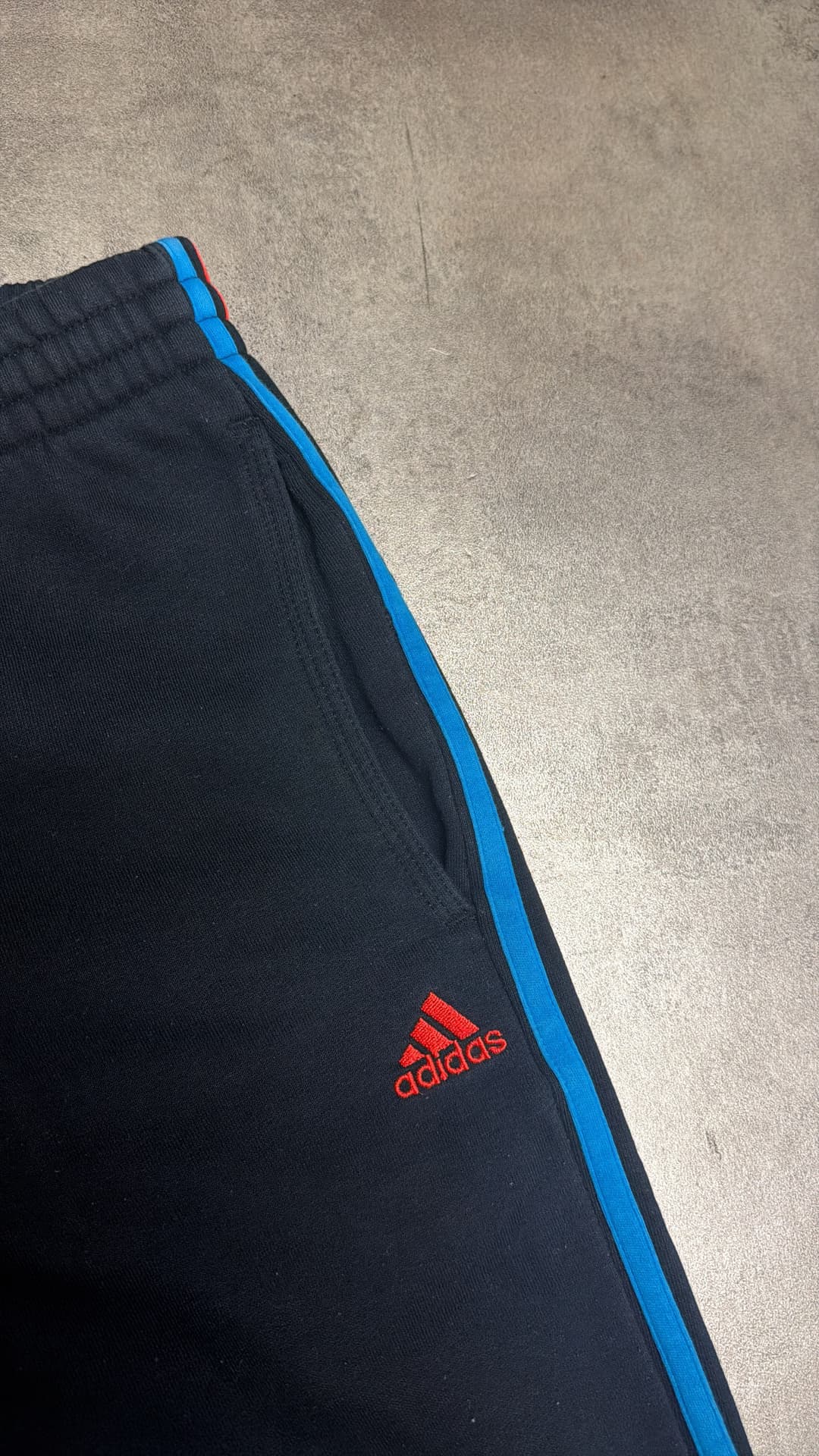 Adidas PE Jogger Black/red/orange — 3