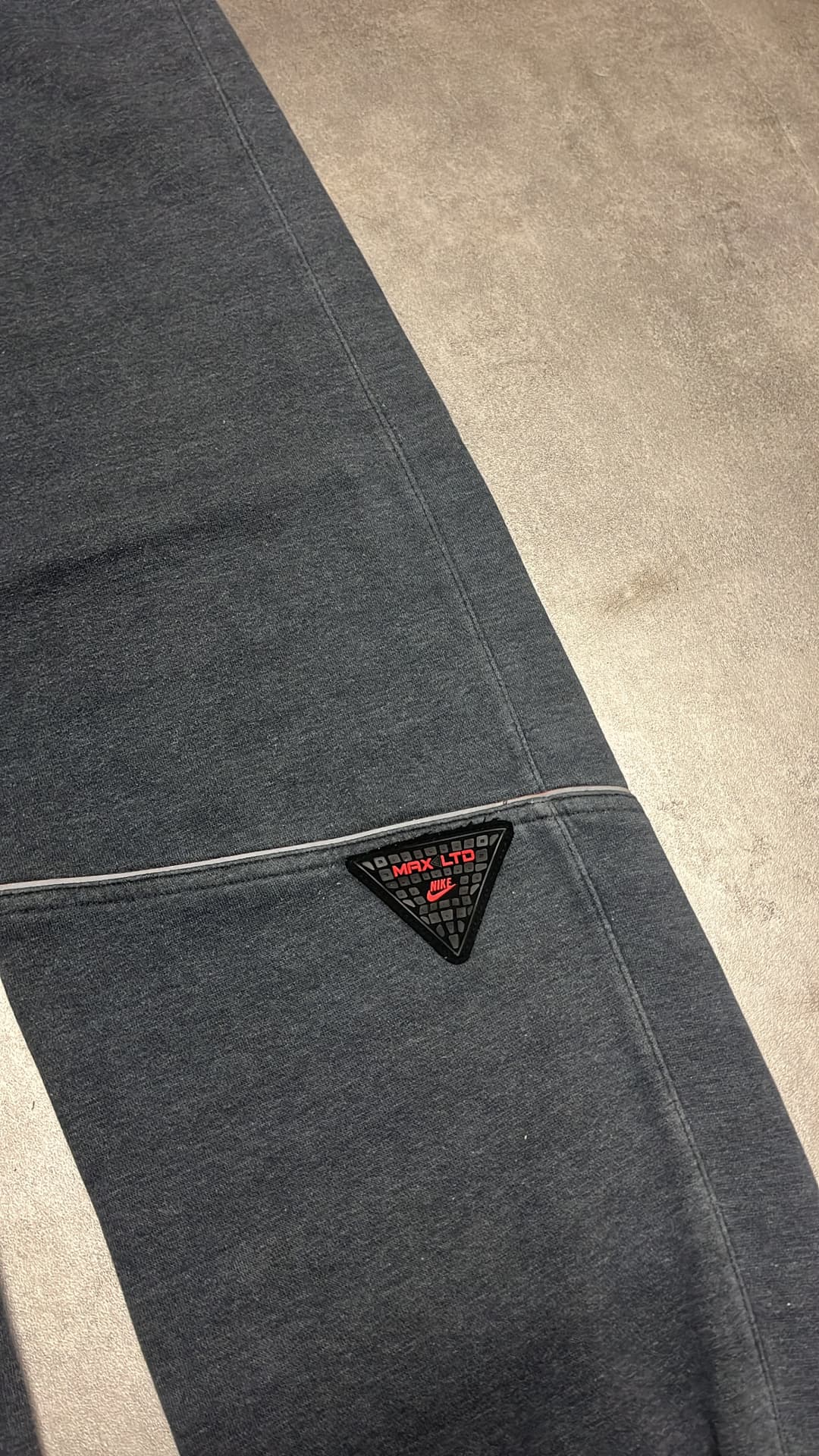 Nike Airmax LTD Jogger Grey — 6