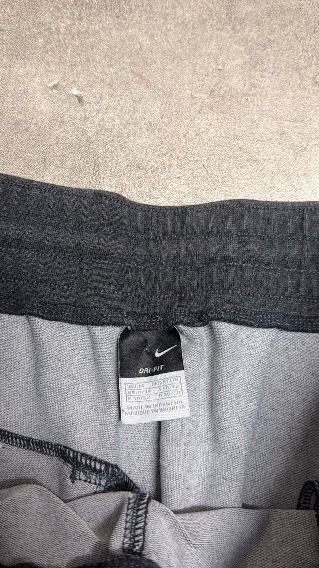 Nike Training Jogger Grey — 8