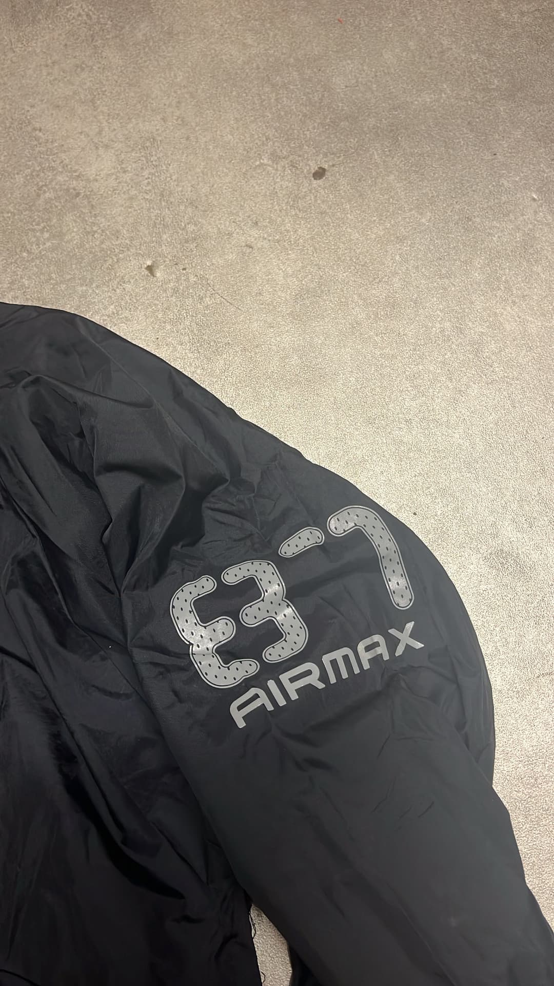 Nike Airmax 87 Windbreaker Black — 6
