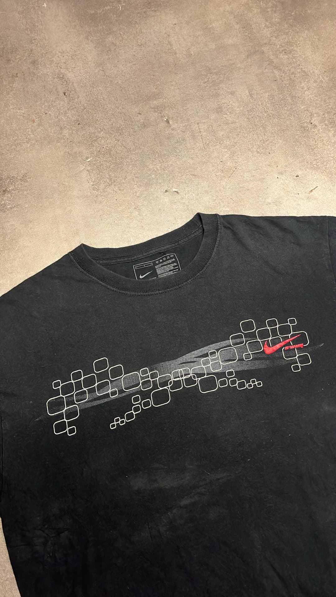 Nike Graphic T-Shirt Black — 3