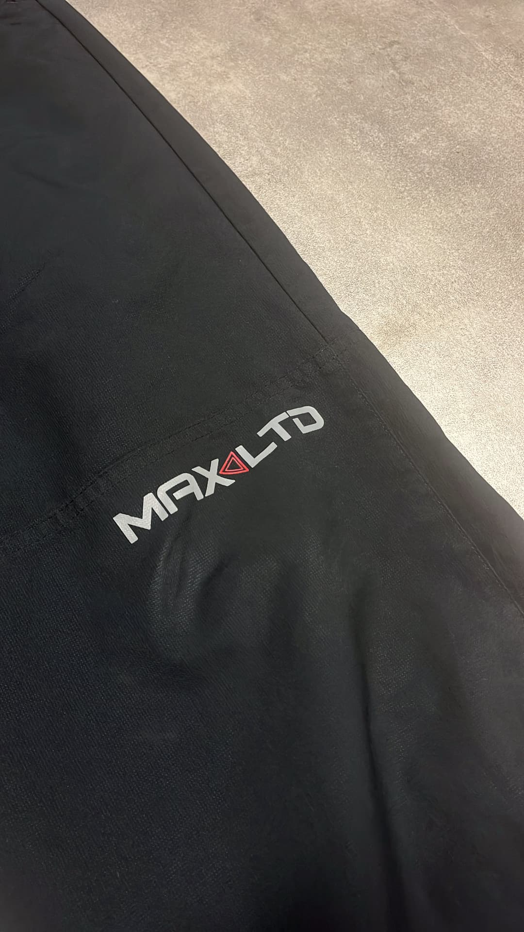 Nike Airmax LTD Trackpants Black — 3