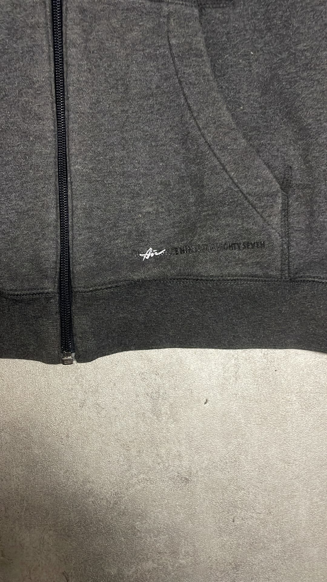 Nike Airmax 87 Hoodie Grey — 3