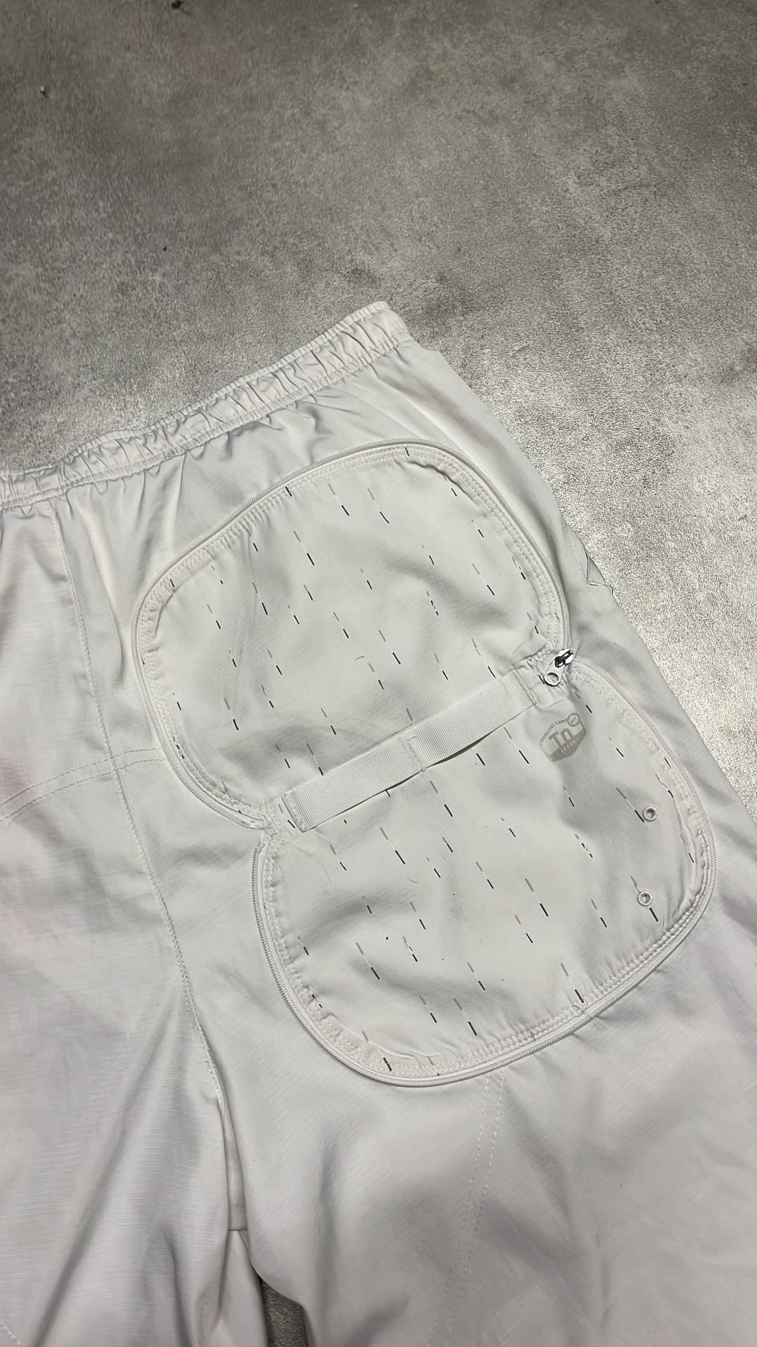 Nike Tn Shorts White — 6