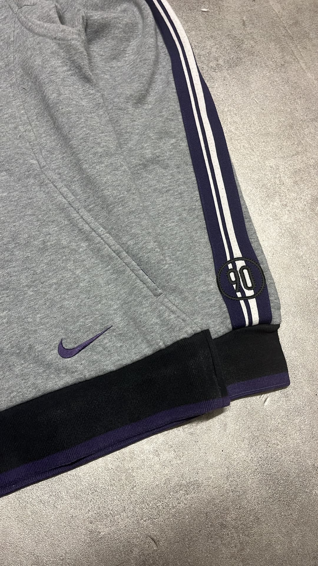 Nike T90 Hoodie Grey — 3