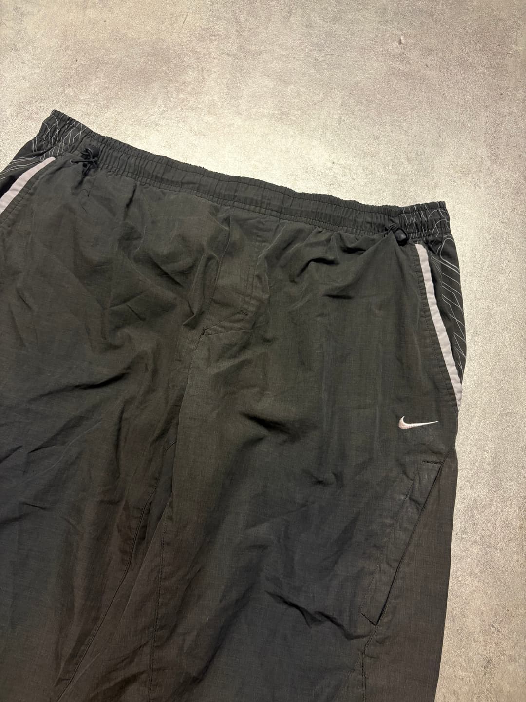 Nike FHS Shorts Brown — 2