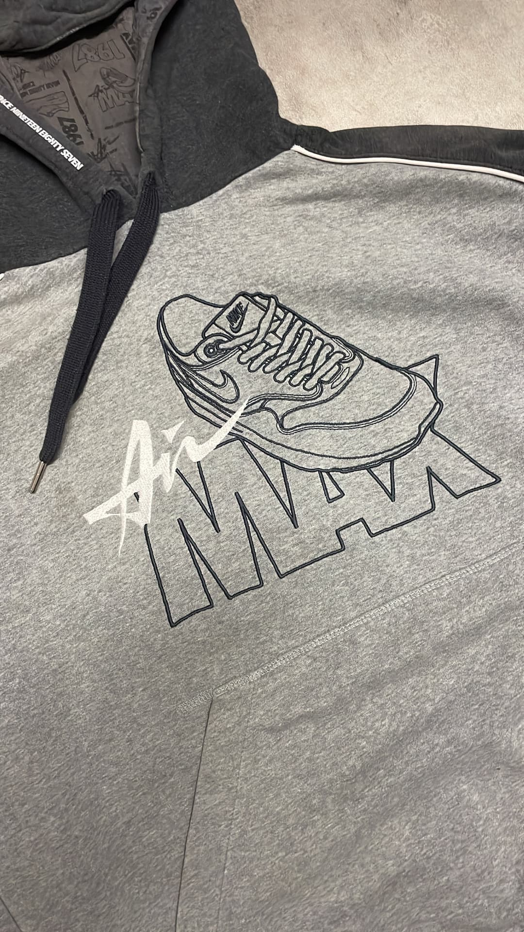 Nike Airmax Hoodie Grey — 4