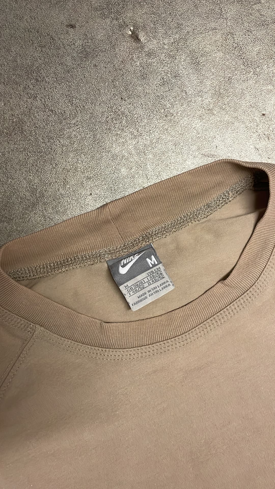 Nike Crowfeet Longsleeve Beige — 5