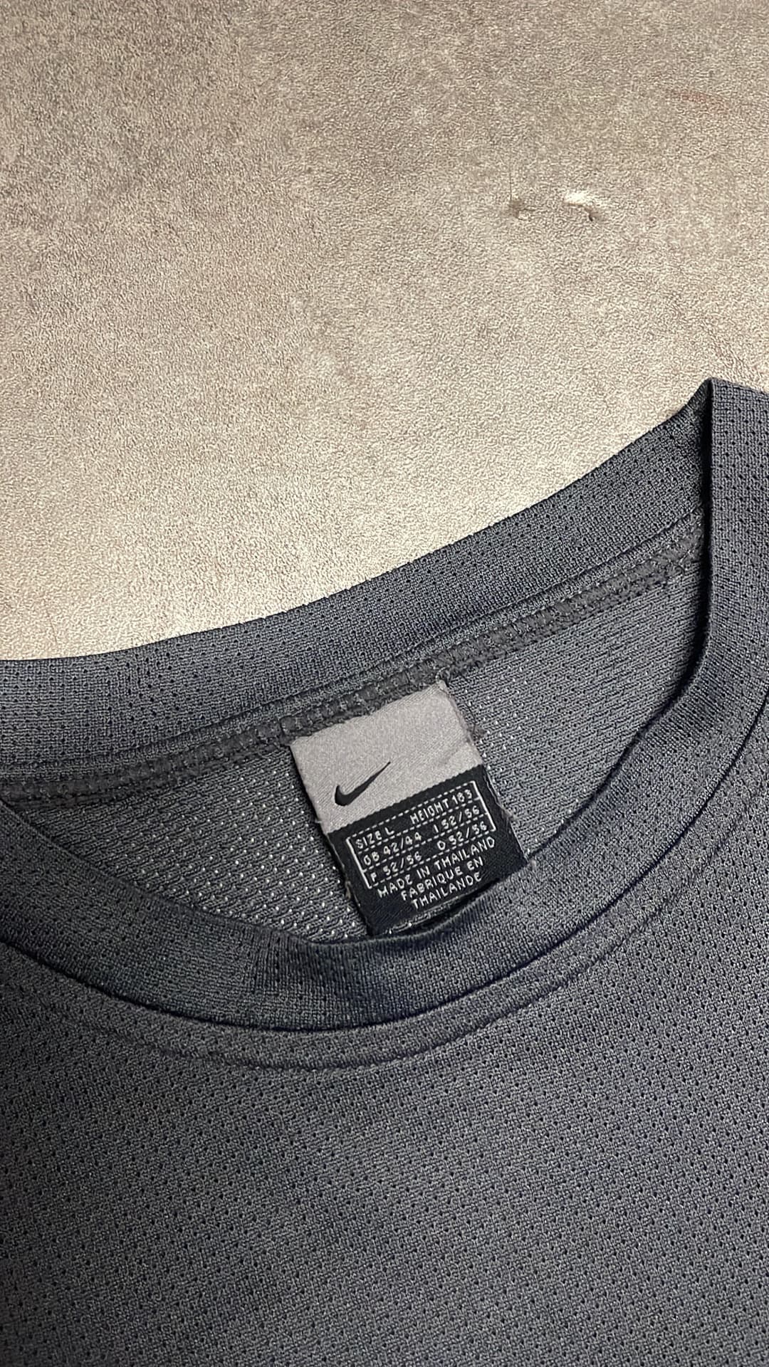 Nike Hex T-Shirt Grey — 4
