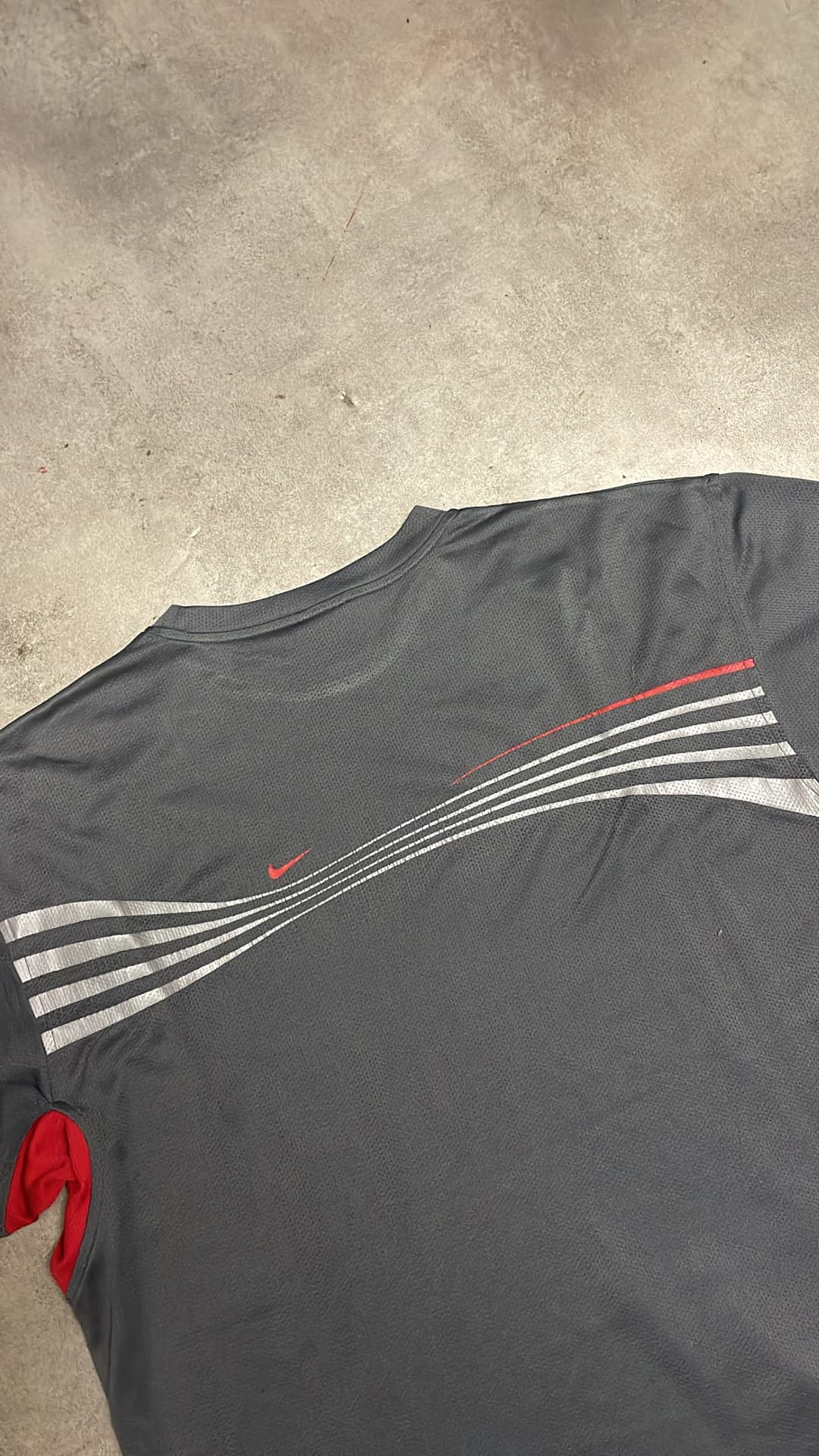 Nike Hex T-Shirt Grey — 5