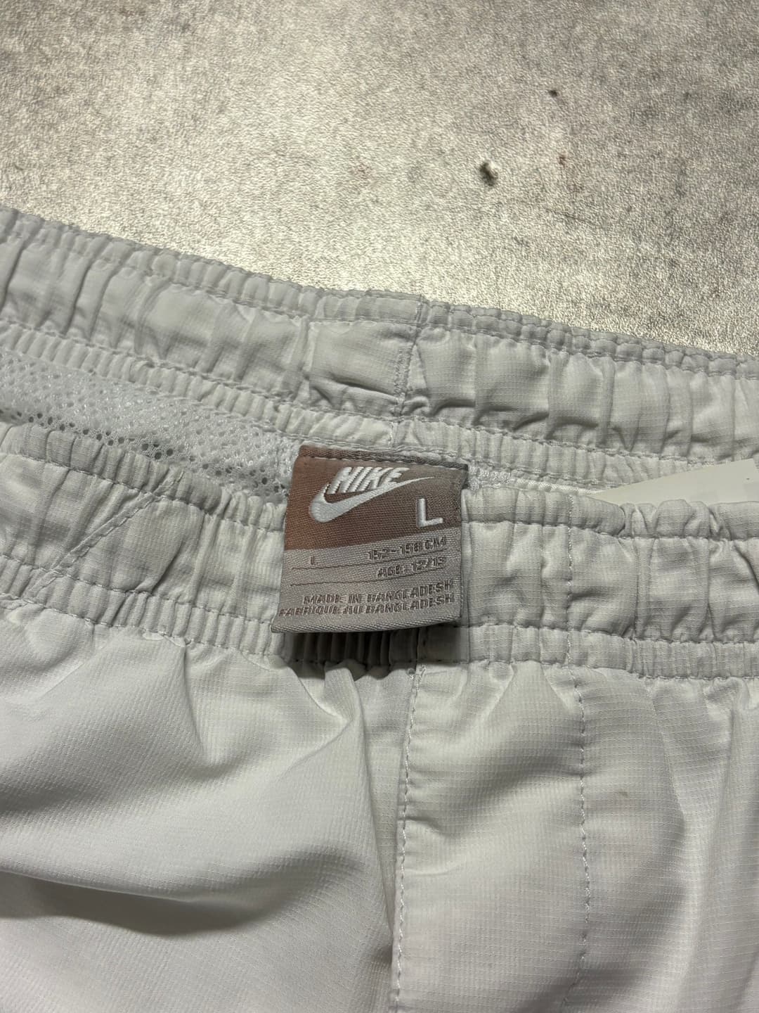 Nike Shox Shorts White/Grey — 3