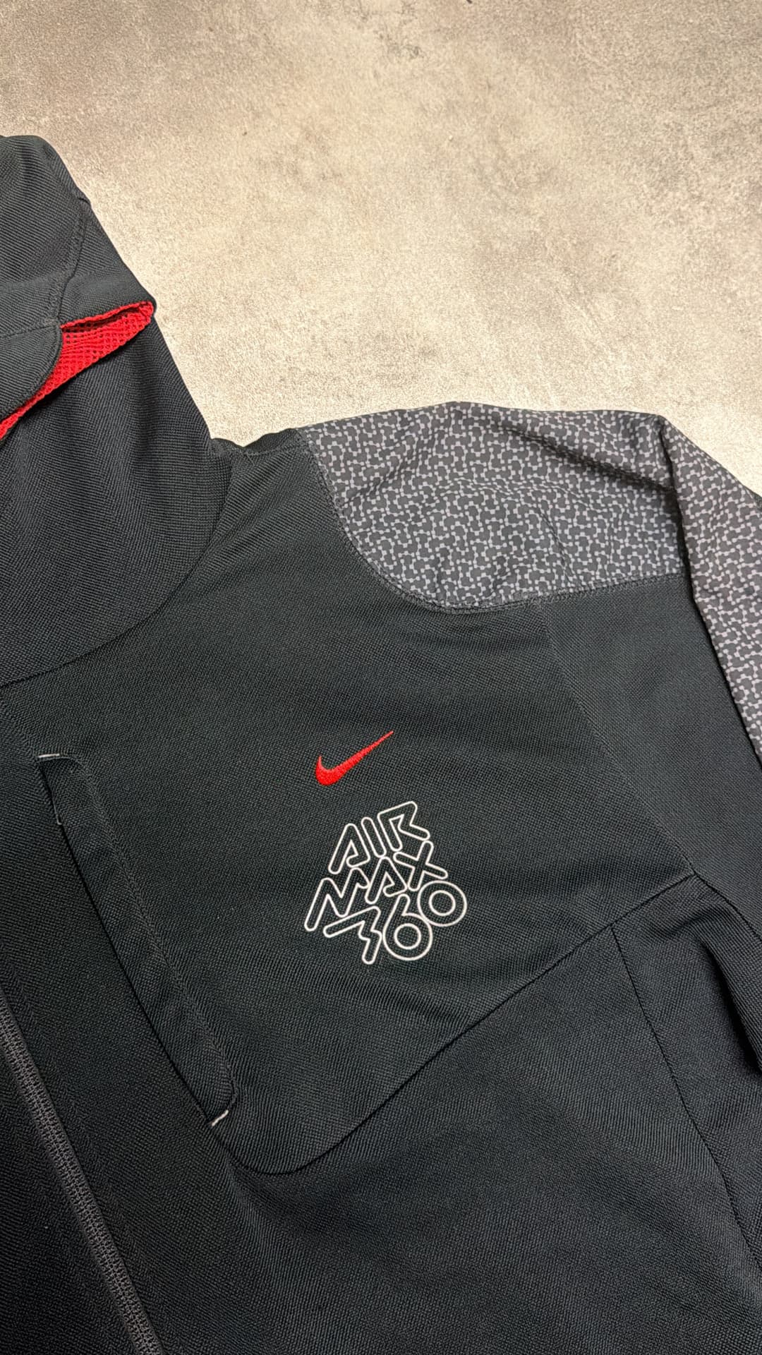 Nike Airmax 360 Zip-Up Black — 4