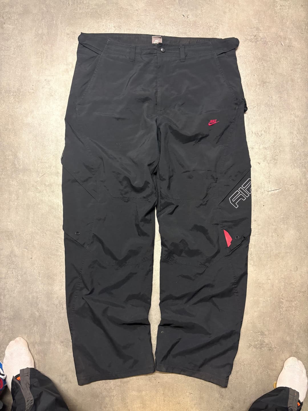 Nike Air Trackpants Black — 1