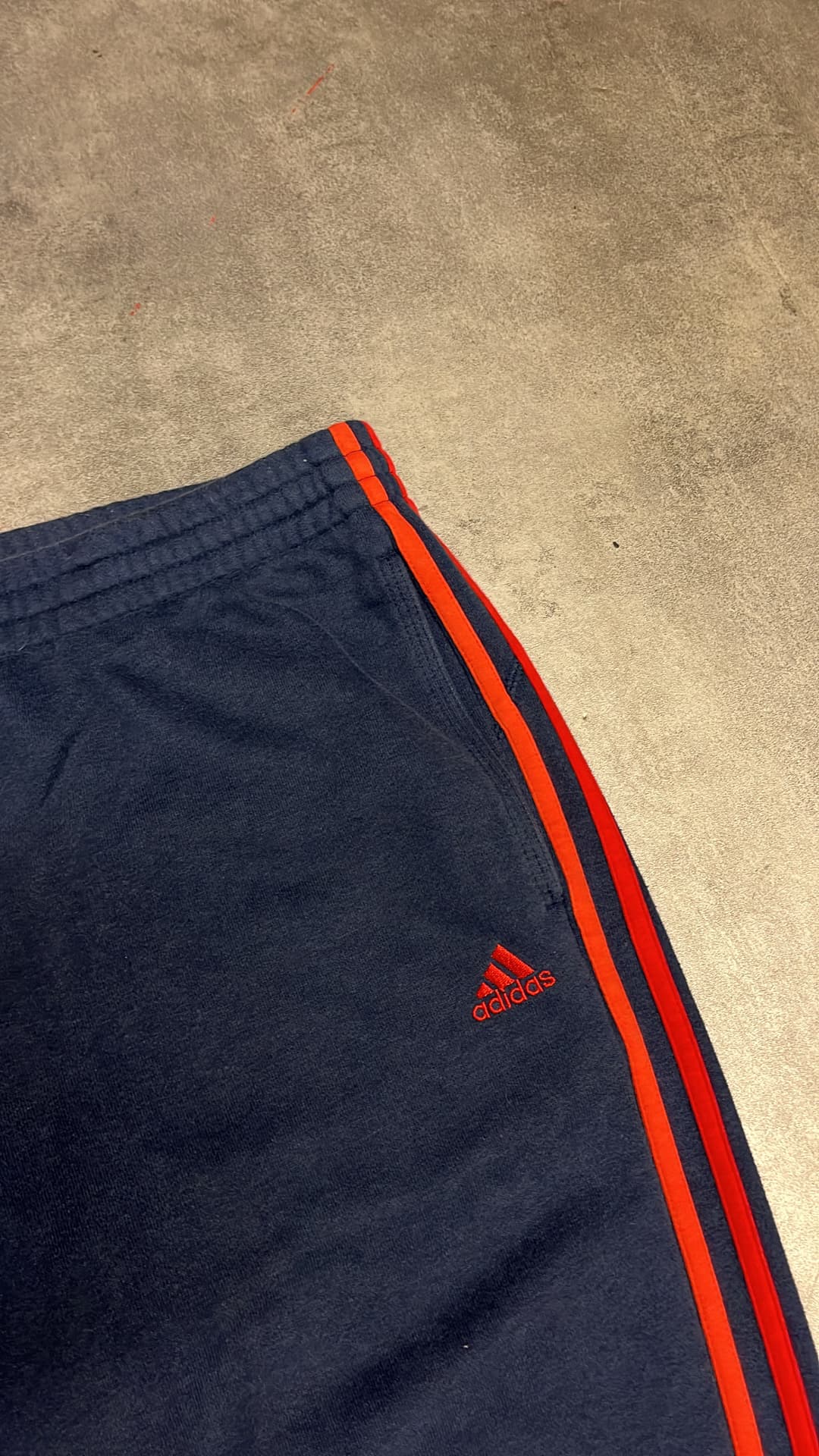 Adidas PE Jogger Black/Red — 3