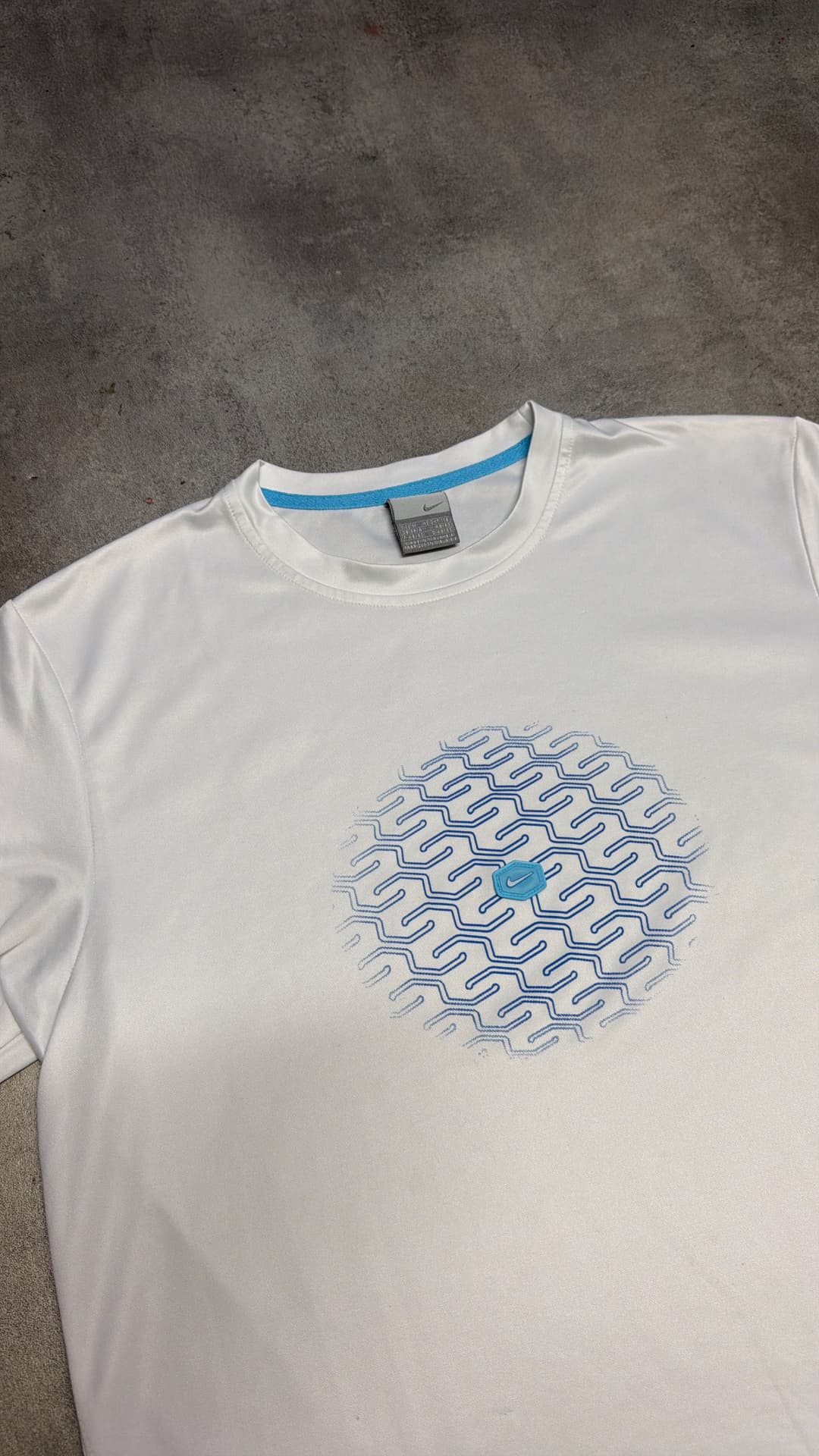 Nike Hex T-Shirt White — 3