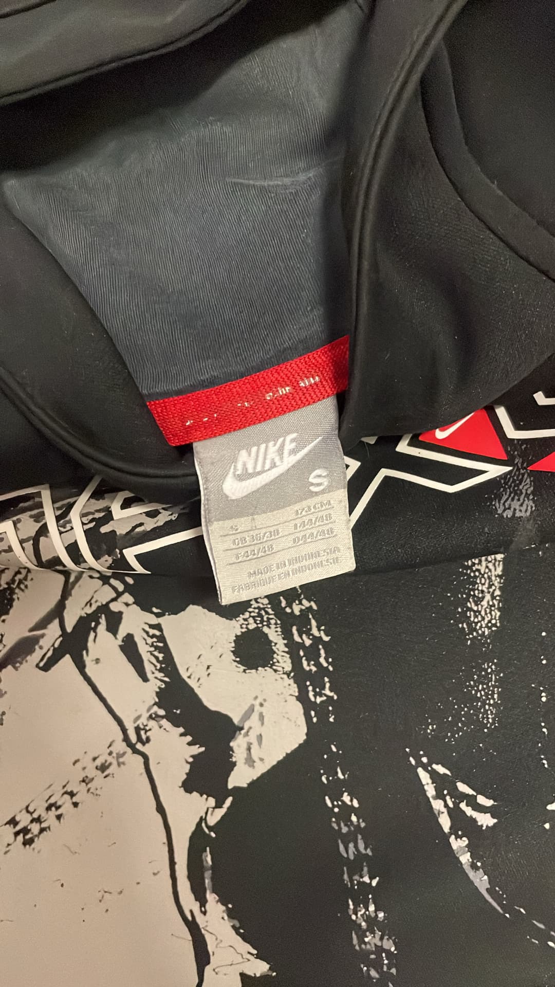 Nike Airmax LTD Hoodie Black — 4