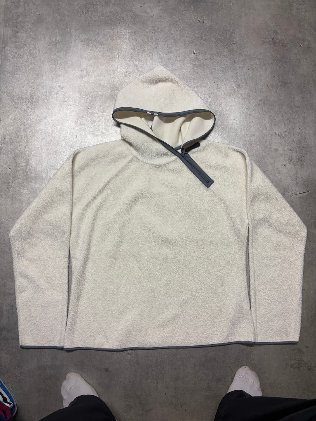 Nike Polar Cream — 1
