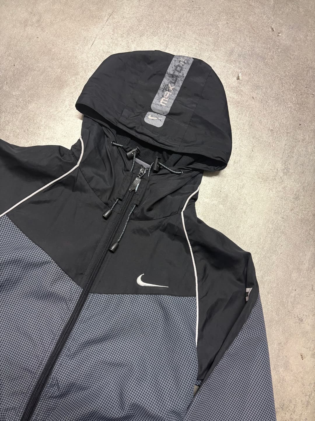 Nike Airmax LTD Zip-Up Black/Grey — 2