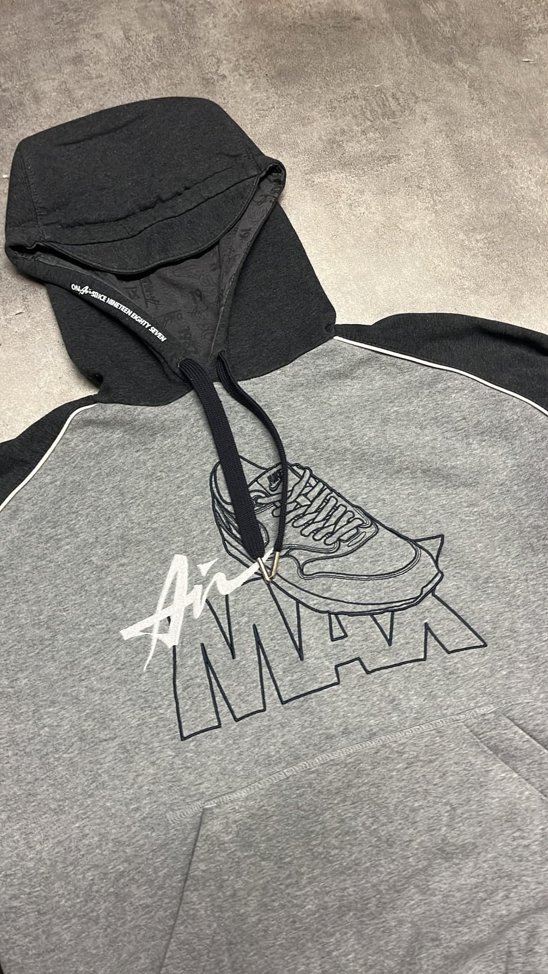 Nike Airmax Hoodie Grey/Black — 5