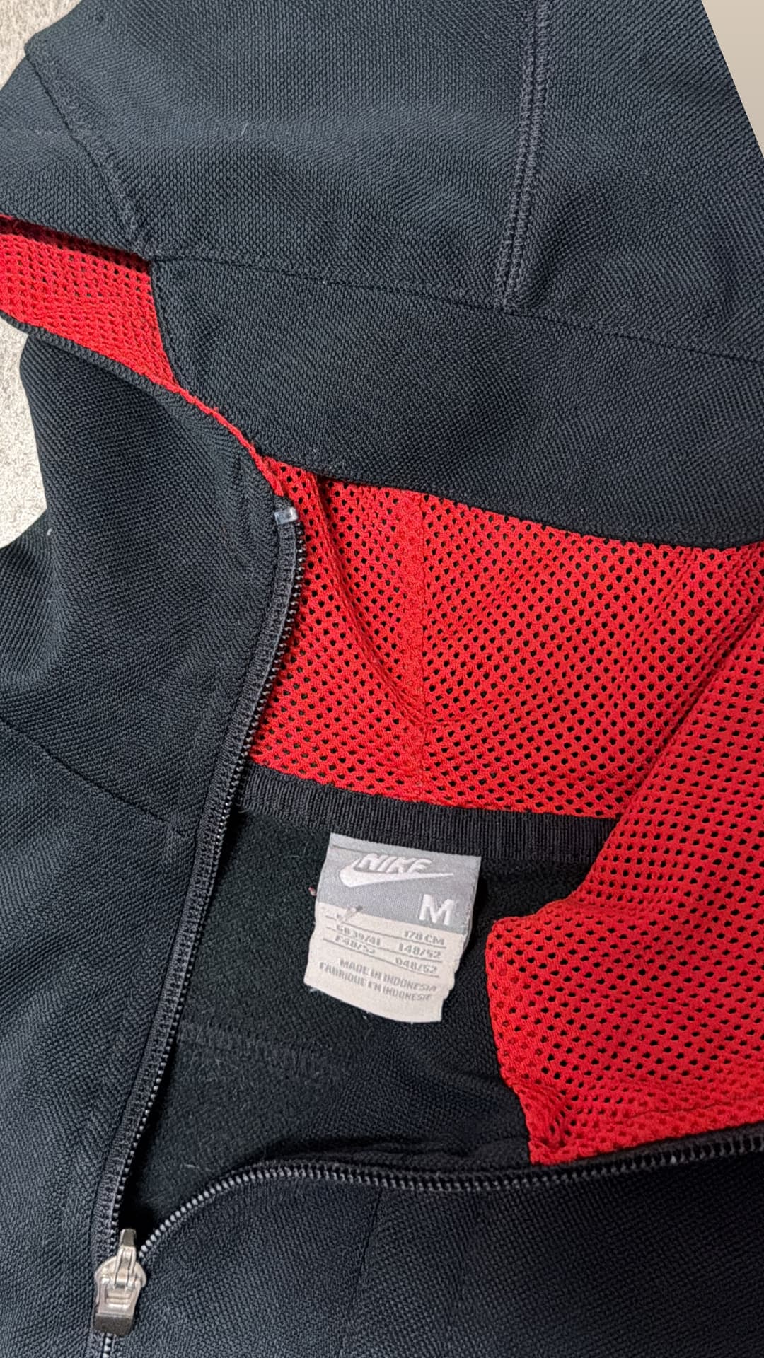 Nike Airmax 360 Zip-Up Black/Red — 4