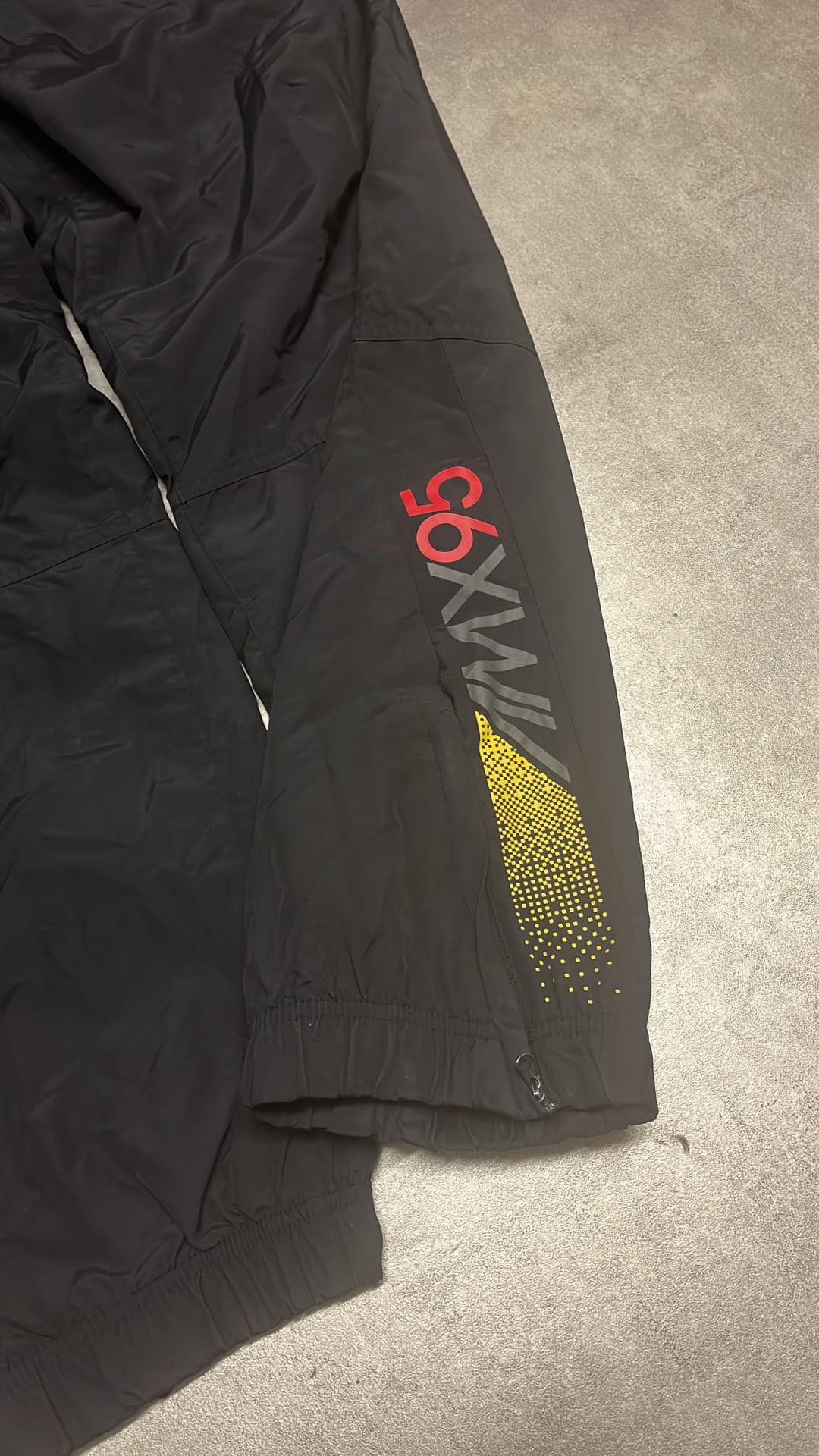 Nike Airmax 95 Trackpants Black — 3