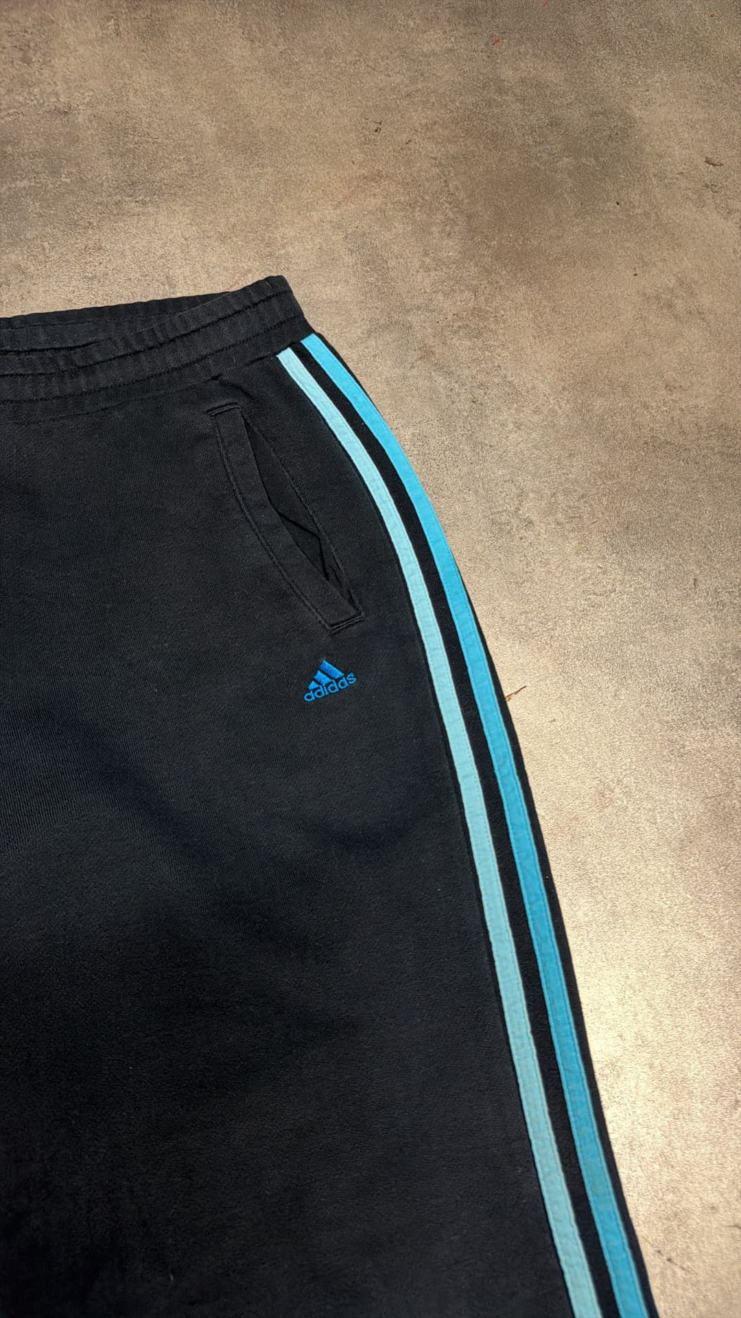 Adidas PE Jogger Black/Blue — 3